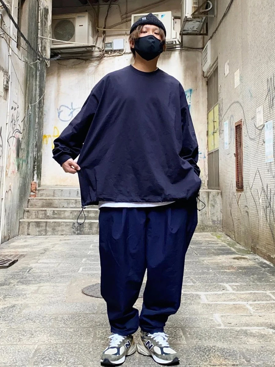 SFC silhouette drawstring hem pure cotton long-sleeved T-shirt retro loose round neck solid color
SFC silhouette drawstring hem pure cotton long-sleeved T-shirt retro loose round neck solid color