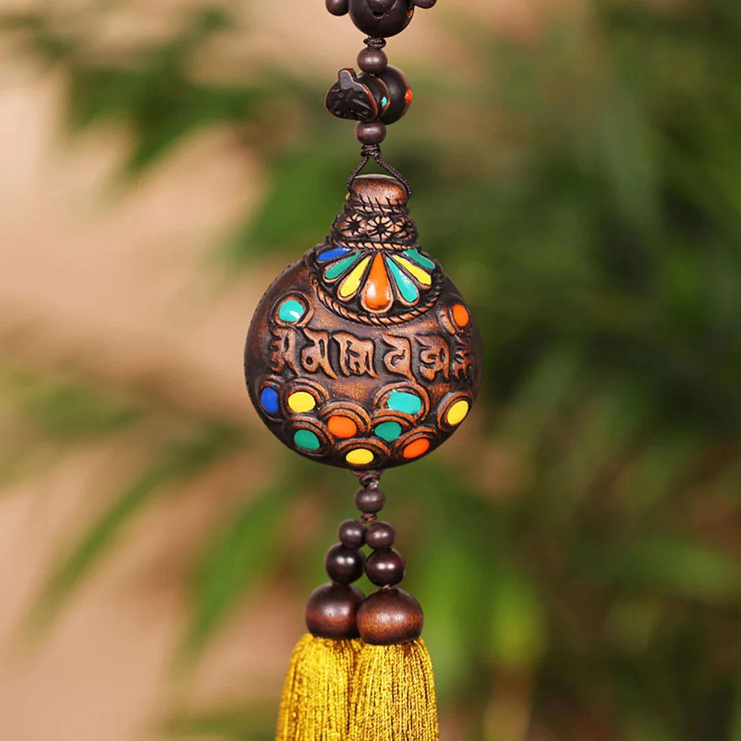 Walnut Six Word Mantra Buddhism Auto Rear View Mirror Hanging Decoration Suspension Ornament Interior Car Accessories Gifts
Walnut Six Word Mantra Buddhism Auto Rear View Mirror Hanging Decoration Suspension Ornament Interior Car Accessories Gifts