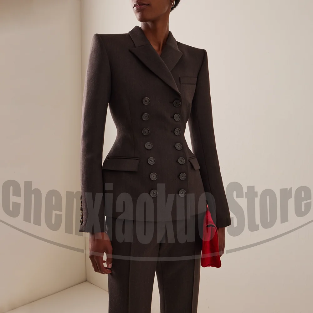 Dark Brown Women Suit Set Double Breasted Solid Color Wear 2 Piece Slim Fit Blazer Pants Formal Office Casual Party Outfit
Dark Brown Women Suit Set Double Breasted Solid Color Wear 2 Piece Slim Fit Blazer Pants Formal Office Casual Party Outfit