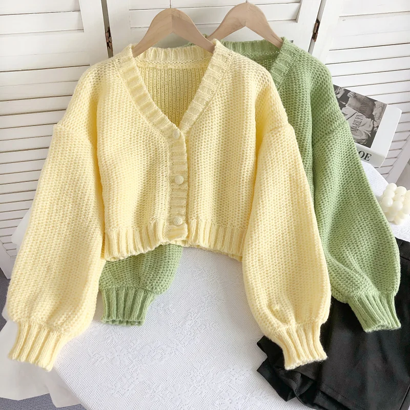 Women's Short Sweater Cardigan 2023 New Autumn/Winter Solid V-Neck Single Breasted Long Sleeve Coat Gentle Fashion Casual Top
Women's Short Sweater Cardigan 2023 New Autumn/Winter Solid V-Neck Single Breasted Long Sleeve Coat Gentle Fashion Casual Top