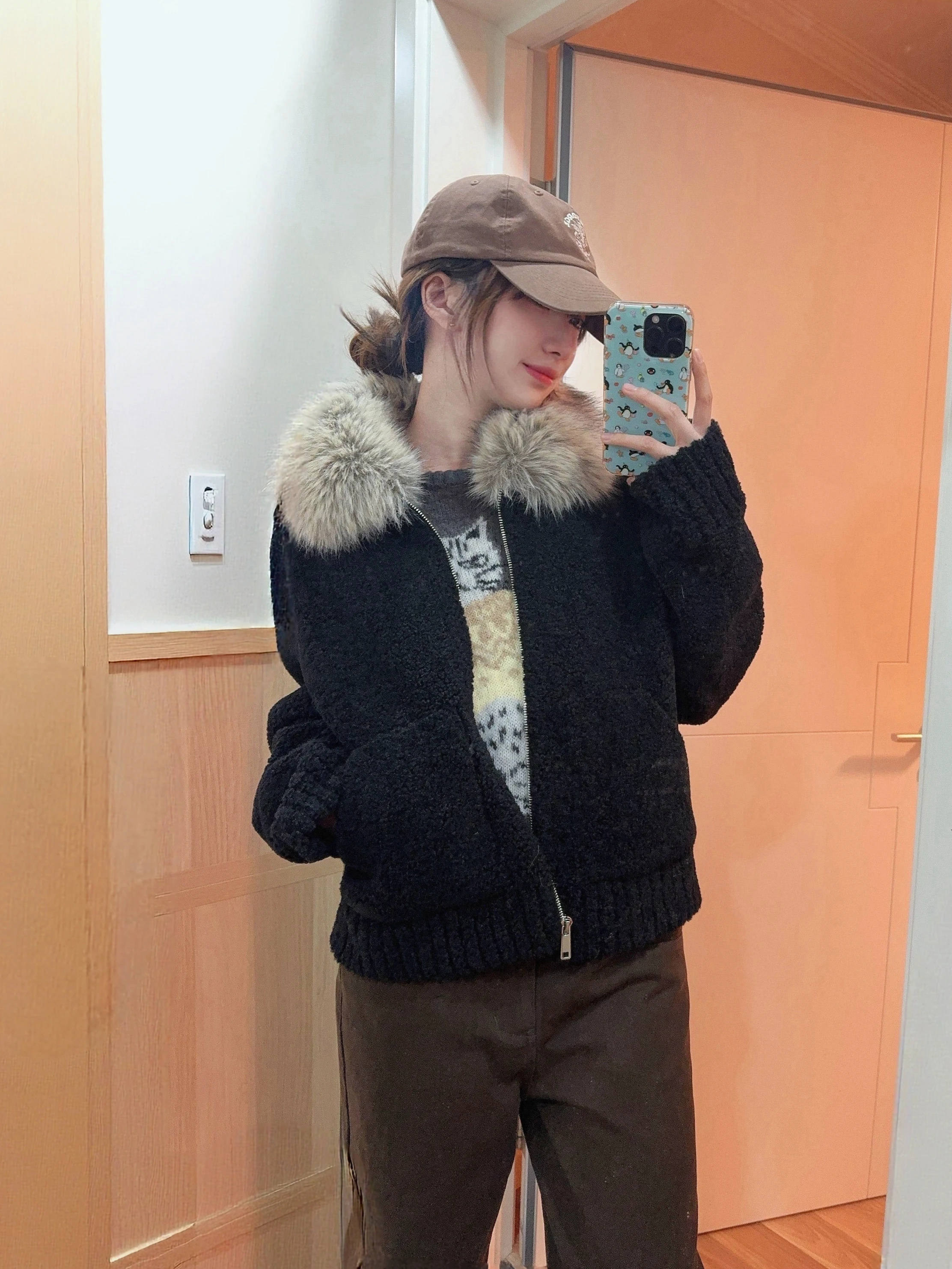 Bla Lamb Fur Collar ort Thiened Casual Sle Women's Jaet Autumn Winter Warm Top Korean Version Slim Fit Pure Color
Bla Lamb Fur Collar ort Thiened Casual Sle Women's Jaet Autumn Winter Warm Top Korean Version Slim Fit Pure Color