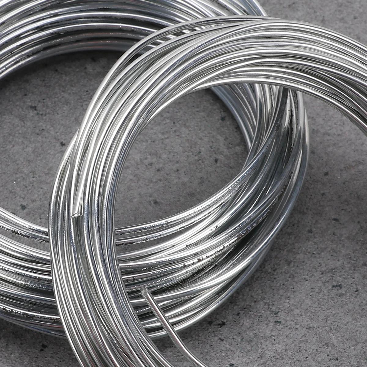 2Pcs DIY Manual Wire Metal Wire Craft Making Tools Durable Skeleton Making Wire Sculpture Accessories
2Pcs DIY Manual Wire Metal Wire Craft Making Tools Durable Skeleton Making Wire Sculpture Accessories