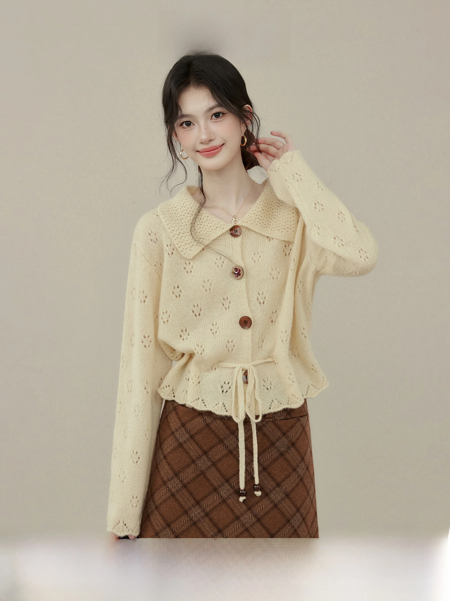 Yellow Knitted Open Cardigan ort Sle Flip Collar Hollow out Hook Flower Design Autumn Winter New Arrival Women's Faion Top
Yellow Knitted Open Cardigan ort Sle Flip Collar Hollow out Hook Flower Design Autumn Winter New Arrival Women's Faion Top