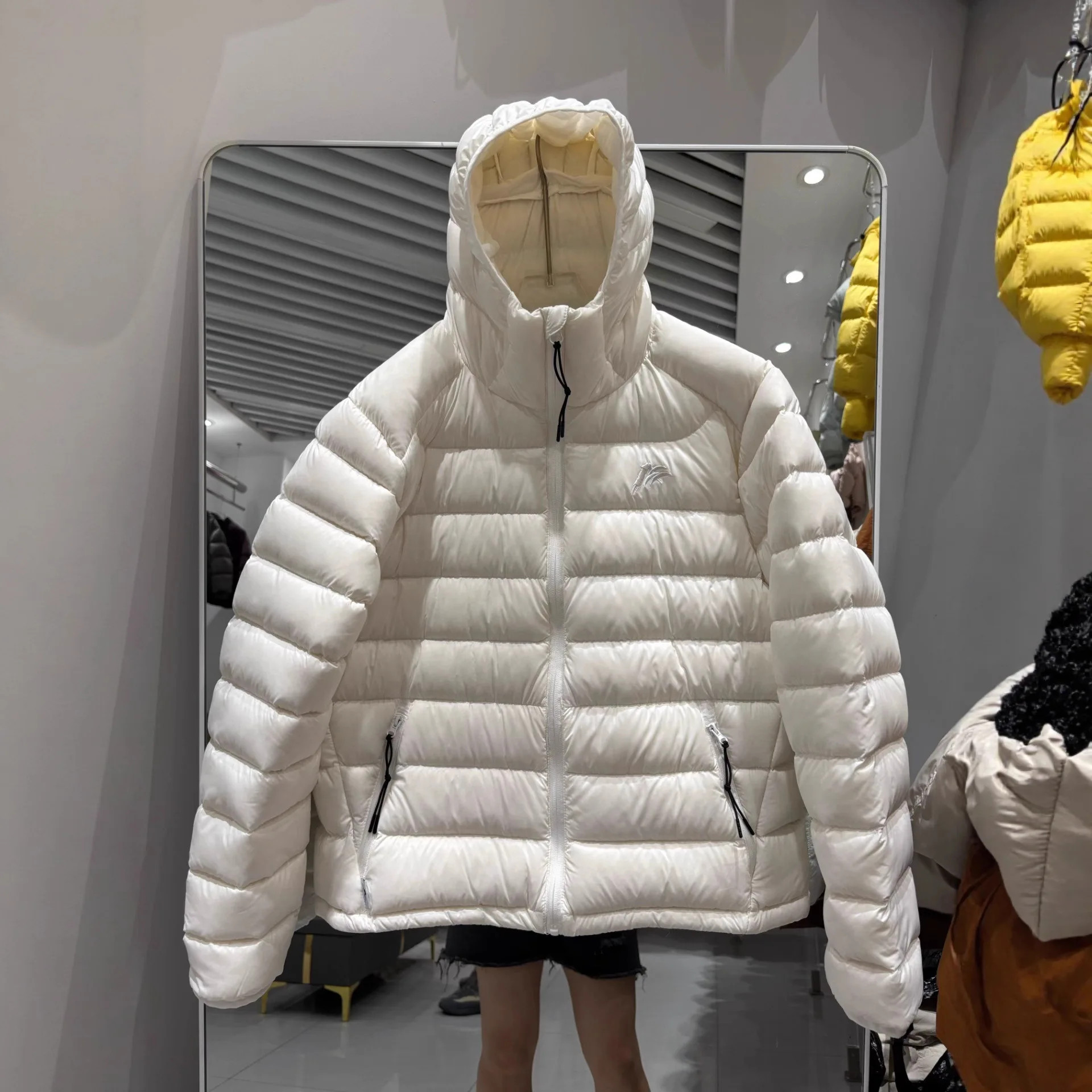 90 White Duck Down Women's Parka Ultra Light Outdoor Winter Jacket Hooded Lightweight Down Jacket Hooded Outwear Warm Fashion
90 White Duck Down Women's Parka Ultra Light Outdoor Winter Jacket Hooded Lightweight Down Jacket Hooded Outwear Warm Fashion