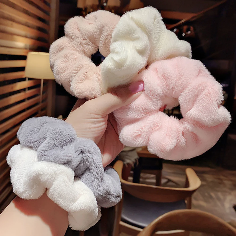 Fluffy Large Intestine Hair Rope Big Size Scrunchies Women Winter Soft Headwear Girl Ponytail Holder Hair Accessories Headband
Fluffy Large Intestine Hair Rope Big Size Scrunchies Women Winter Soft Headwear Girl Ponytail Holder Hair Accessories Headband