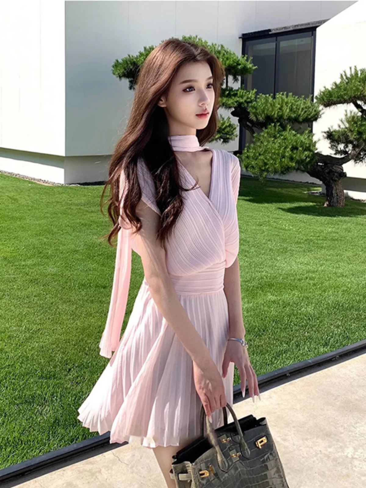 Женская летняя модная короткая юбка Ele Pink Sa Dr, подарок на день рождения, шифоновая плиссированная юбка с высокой талией, милый стиль
Женская летняя модная короткая юбка Ele Pink Sa Dr, подарок на день рождения, шифоновая плиссированная юбка с высокой талией, милый стиль