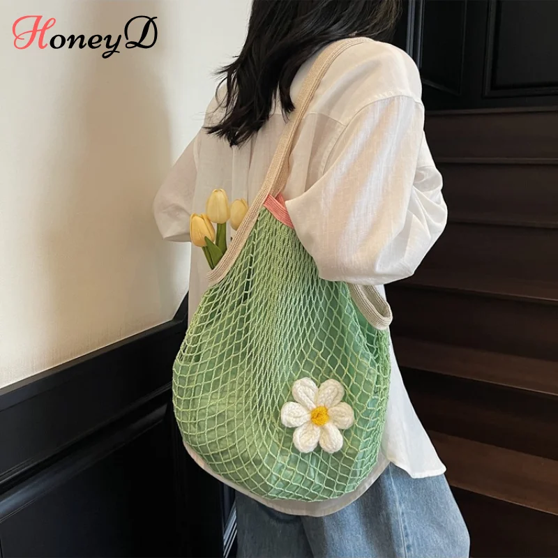 Trendy Hollow Out Weave Straw Bag Bohemian Style Beach Handbag Hollow Tote Bag Large Capacity Lazy Style Beach Bag Shopping
Trendy Hollow Out Weave Straw Bag Bohemian Style Beach Handbag Hollow Tote Bag Large Capacity Lazy Style Beach Bag Shopping