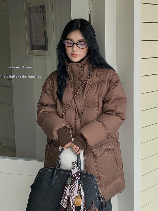 Зимняя женская куртка-пуховик Boran в корейском стиле, 90% белый утиный пух, теплая, модная, цветная, с длинными рукавами
Зимняя женская куртка-пуховик Boran в корейском стиле, 90% белый утиный пух, теплая, модная, цветная, с длинными рукавами