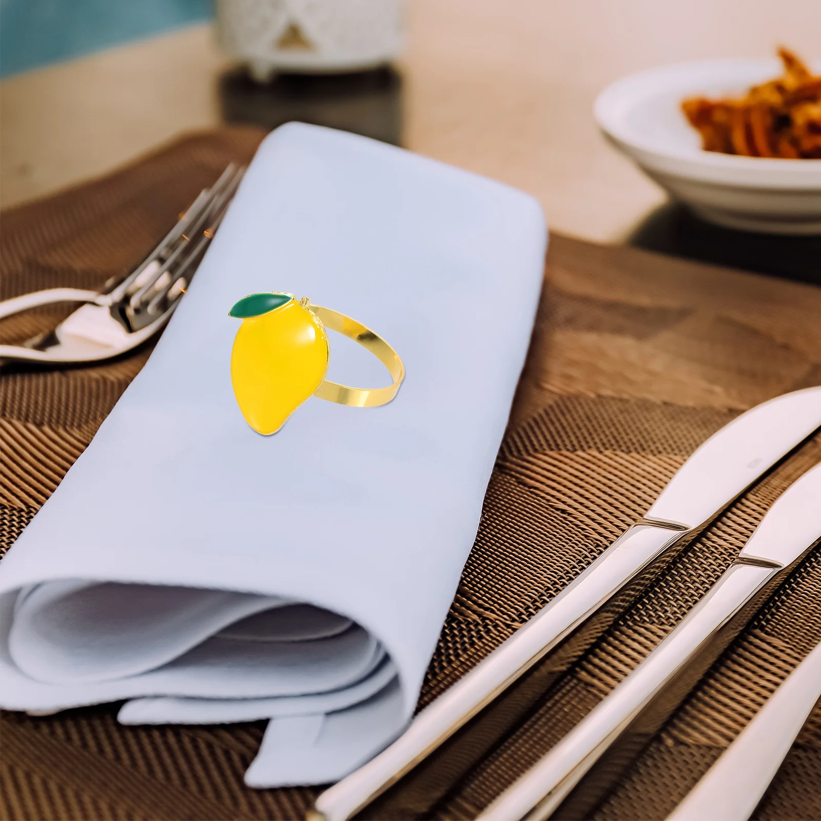4Pcs Mango Shaped Napkin Rings Cute Fruit Napkin Holders for Summer Table Setting Family Gatherings Restaurant Picnics 
4Pcs Mango Shaped Napkin Rings Cute Fruit Napkin Holders for Summer Table Setting Family Gatherings Restaurant Picnics