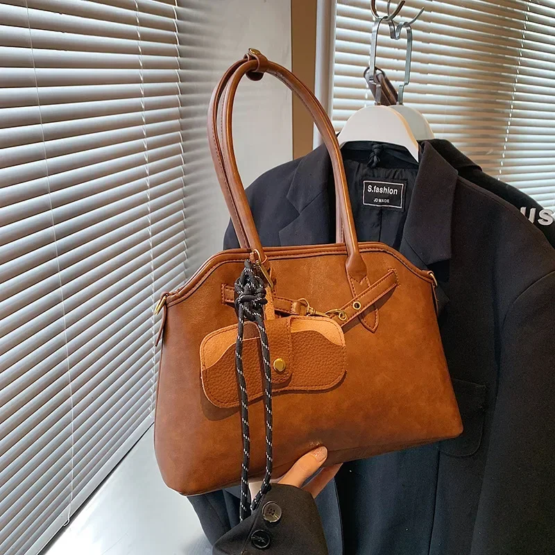 2025 Autumn Hot! Women's Retro Underarm Commuter Bag | Portable Large Capacity | Shoulder Tote | Trendy Fashion Design
2025 Autumn Hot! Women's Retro Underarm Commuter Bag | Portable Large Capacity | Shoulder Tote | Trendy Fashion Design