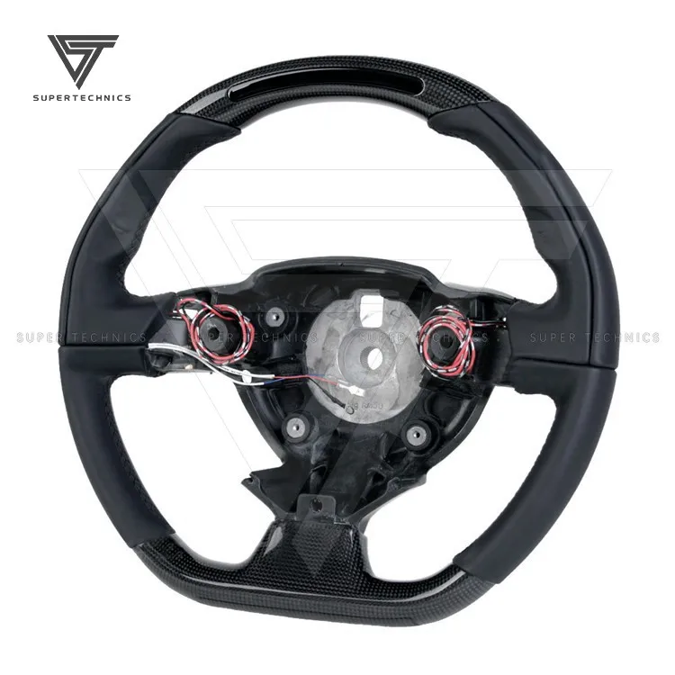 Руль Supertechnics-1 Style из углеродного волокна со светодиодной подсветкой для Ferrari 458 2011-2016 гг.
Руль Supertechnics-1 Style из углеродного волокна со светодиодной подсветкой для Ferrari 458 2011-2016 гг.