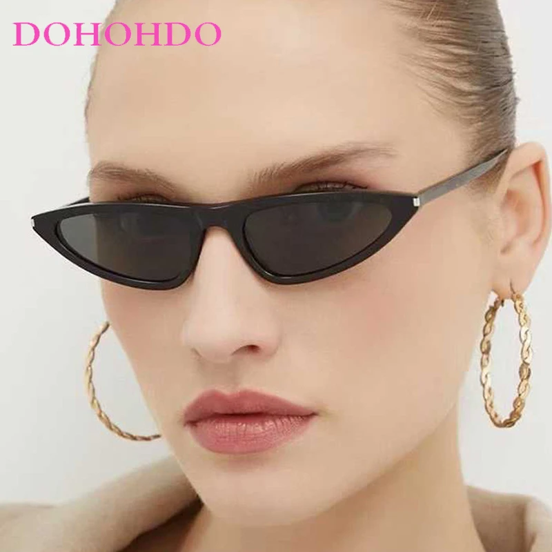 Trendy Sexy Small Frame Rivets Cat Eye Women Sunglasses Luxury Brand Designer Men Sunglasses Travel Driving Shades Unisex UV400
Trendy Sexy Small Frame Rivets Cat Eye Women Sunglasses Luxury Brand Designer Men Sunglasses Travel Driving Shades Unisex UV400