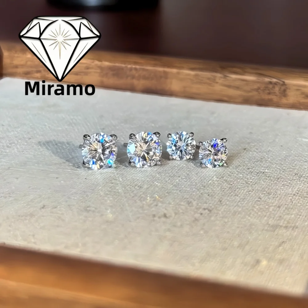 0.2-3 Carat Round Cut Moissanite/Zircon Stud Earring Unisex Versatile Diamond Ear Studs S925 Sterling Silver with Certificate
0.2-3 Carat Round Cut Moissanite/Zircon Stud Earring Unisex Versatile Diamond Ear Studs S925 Sterling Silver with Certificate