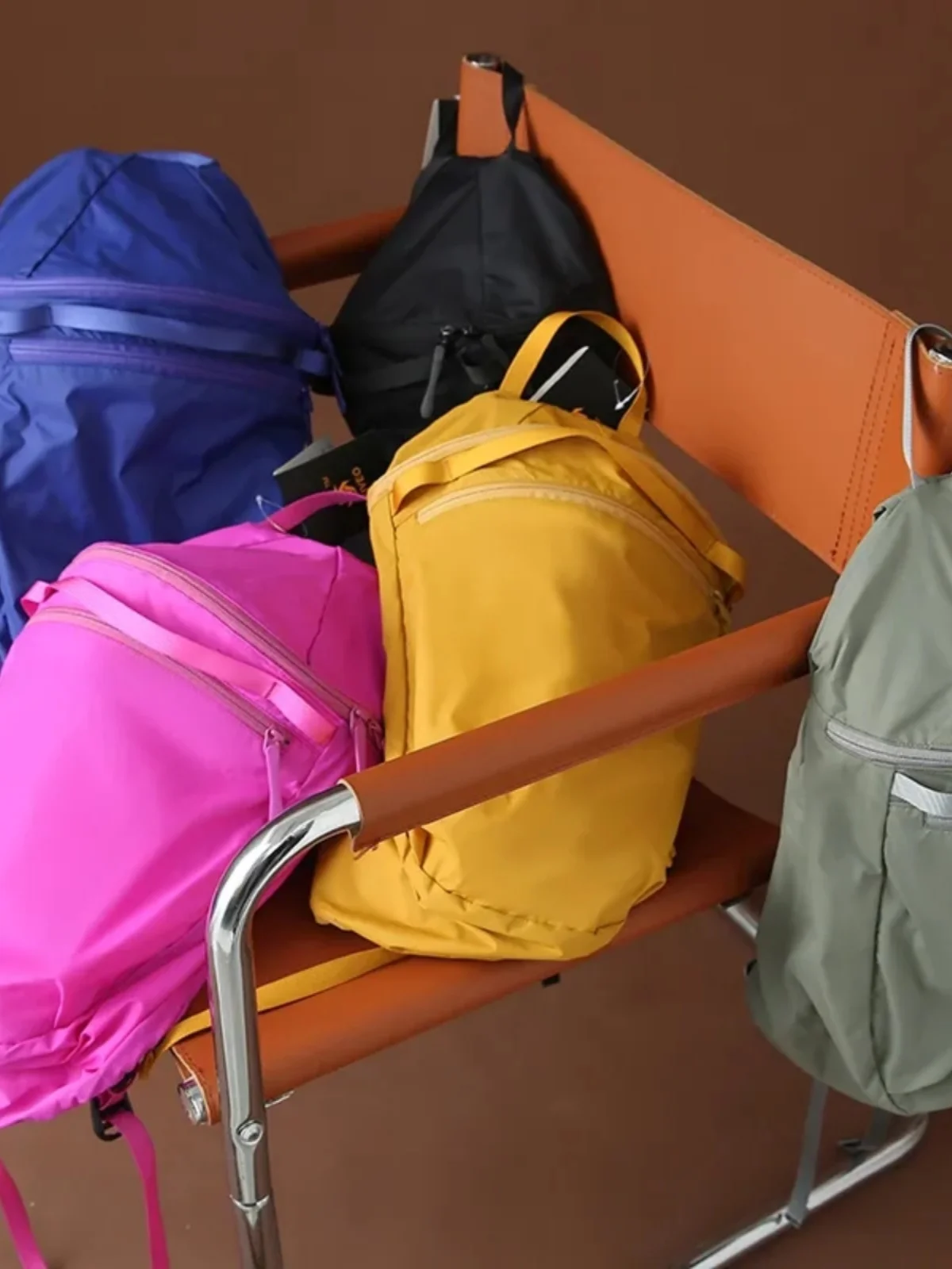 Outdoor Nylon Backpack Waterproof Stain-Resistant Travel Storage Bag Unisex Couples Bag Durable 100D Tear-Resistant Fabric
Outdoor Nylon Backpack Waterproof Stain-Resistant Travel Storage Bag Unisex Couples Bag Durable 100D Tear-Resistant Fabric
