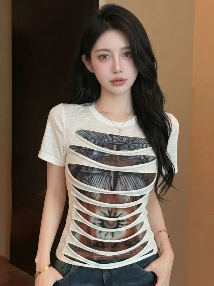 American Retro Hole Design Short Sleeve T-Shirt Women Summer New Style Slimming Short Top Hot Girl Fashion Commute Style
American Retro Hole Design Short Sleeve T-Shirt Women Summer New Style Slimming Short Top Hot Girl Fashion Commute Style