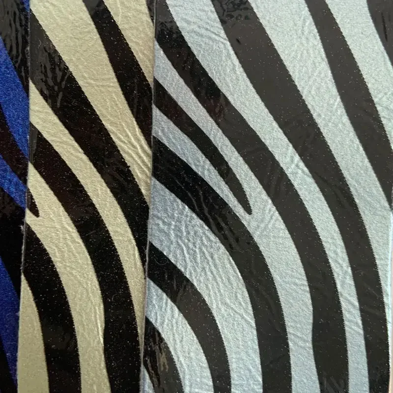 Bright Surface Zebra Printed PU Vinyl Synthetic Leather Materials
Bright Surface Zebra Printed PU Vinyl Synthetic Leather Materials