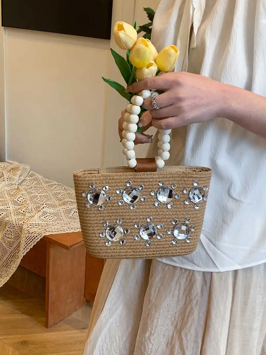 Bead Design Woven HandbagWomen's New Trendy Versatile Wrist Bag Summer Vacation Style Diamond Decor Casual Small Square Bag
Bead Design Woven HandbagWomen's New Trendy Versatile Wrist Bag Summer Vacation Style Diamond Decor Casual Small Square Bag
