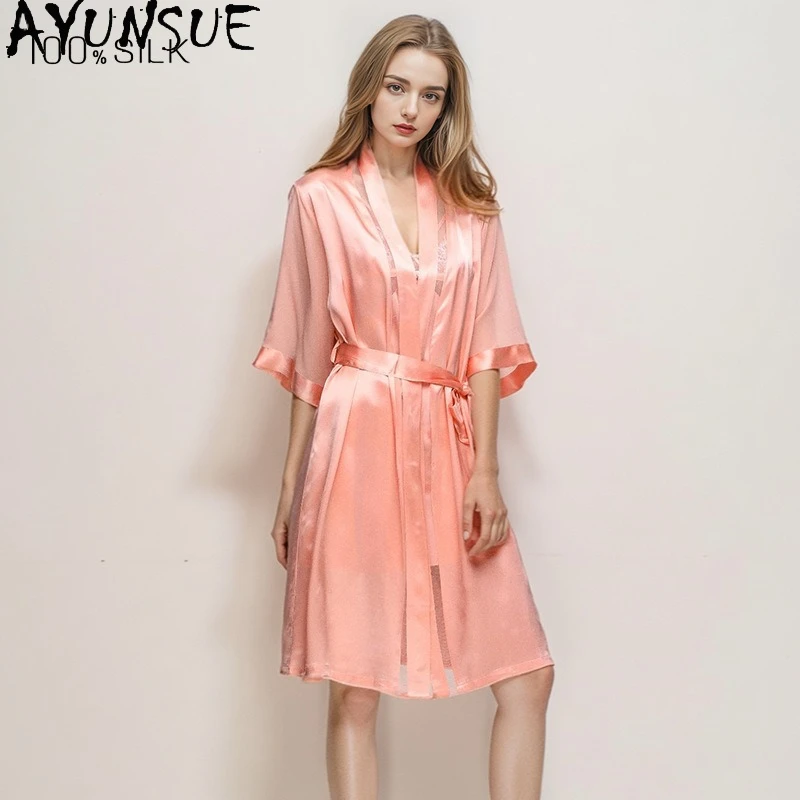 AYUNSUE 100% шелковые халаты из тутового шелкопряда для женщин, 19 мм, новинка 2026 года, весенне-летняя одежда для сна, банные халаты, пижамы, женские пижамы
AYUNSUE 100% шелковые халаты из тутового шелкопряда для женщин, 19 мм, новинка 2026 года, весенне-летняя одежда для сна, банные халаты, пижамы, женские пижамы