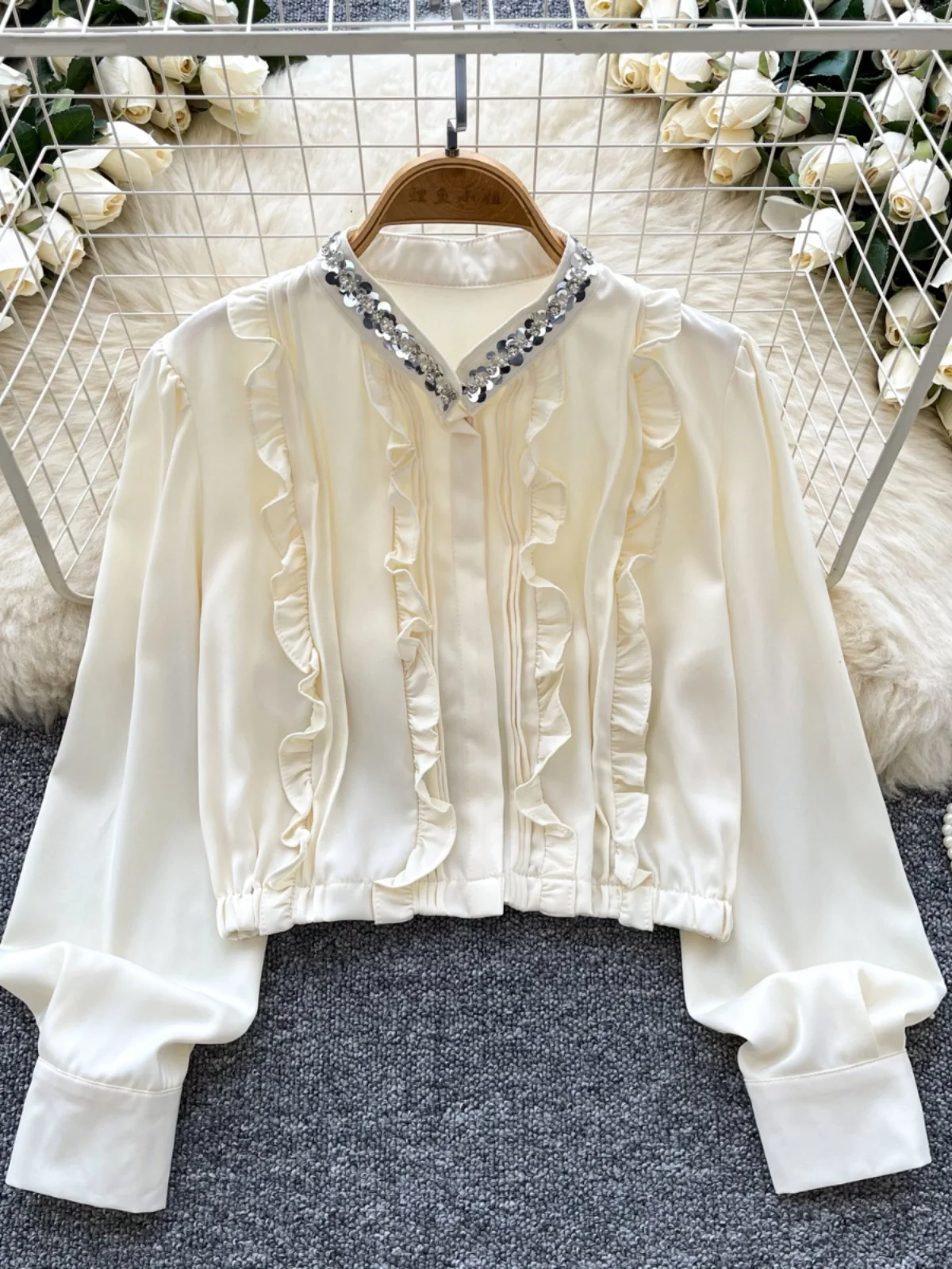 Fall 2024 New Heavy Embellished Shirt Women's Short Sleeve Long Sleeve Bright Sequin Collar Single Button Wood Grain
Fall 2024 New Heavy Embellished Shirt Women's Short Sleeve Long Sleeve Bright Sequin Collar Single Button Wood Grain