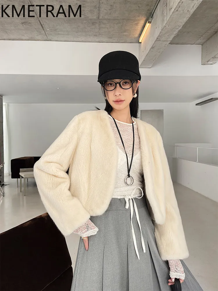 KMETRAM Real Mink Fur Coat Woman Fashion V-Neck Short Fur Jacket Casual Warm Winter Fur Coats Women Clothing 2026 casaco de pelo
KMETRAM Real Mink Fur Coat Woman Fashion V-Neck Short Fur Jacket Casual Warm Winter Fur Coats Women Clothing 2026 casaco de pelo