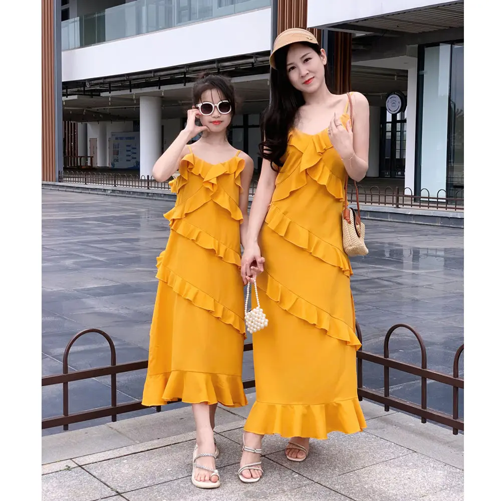 2026 Summer Mother Daughter Matching Dresses Ruffle Hem Cami Maxi Dress for Family Beach Vacation Photoshoot
2026 Summer Mother Daughter Matching Dresses Ruffle Hem Cami Maxi Dress for Family Beach Vacation Photoshoot