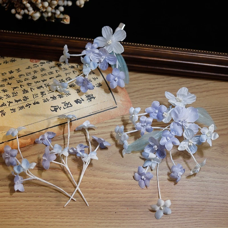 Новый светло-голубой головной убор ручной работы с изображением лилии, заколка для волос, свадебный головной убор, свадебные аксессуары для волос с цветком
Новый светло-голубой головной убор ручной работы с изображением лилии, заколка для волос, свадебный головной убор, свадебные аксессуары для волос с цветком