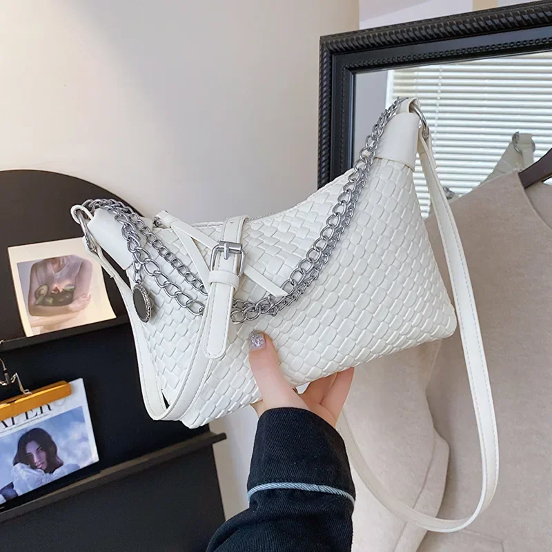 2025 New: Women's PU Leather Shoulder Bag. A Texture - Laden Dumpling - Shaped Design Ideal for Commuting in Style
2025 New: Women's PU Leather Shoulder Bag. A Texture - Laden Dumpling - Shaped Design Ideal for Commuting in Style