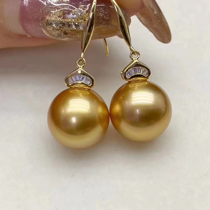 MeiBaPJ New Fashion Golden Freshwater Pearl Drop Earrings Real 925 Sterling Silver Fine Charm Wedding Jewelry for Women
MeiBaPJ New Fashion Golden Freshwater Pearl Drop Earrings Real 925 Sterling Silver Fine Charm Wedding Jewelry for Women