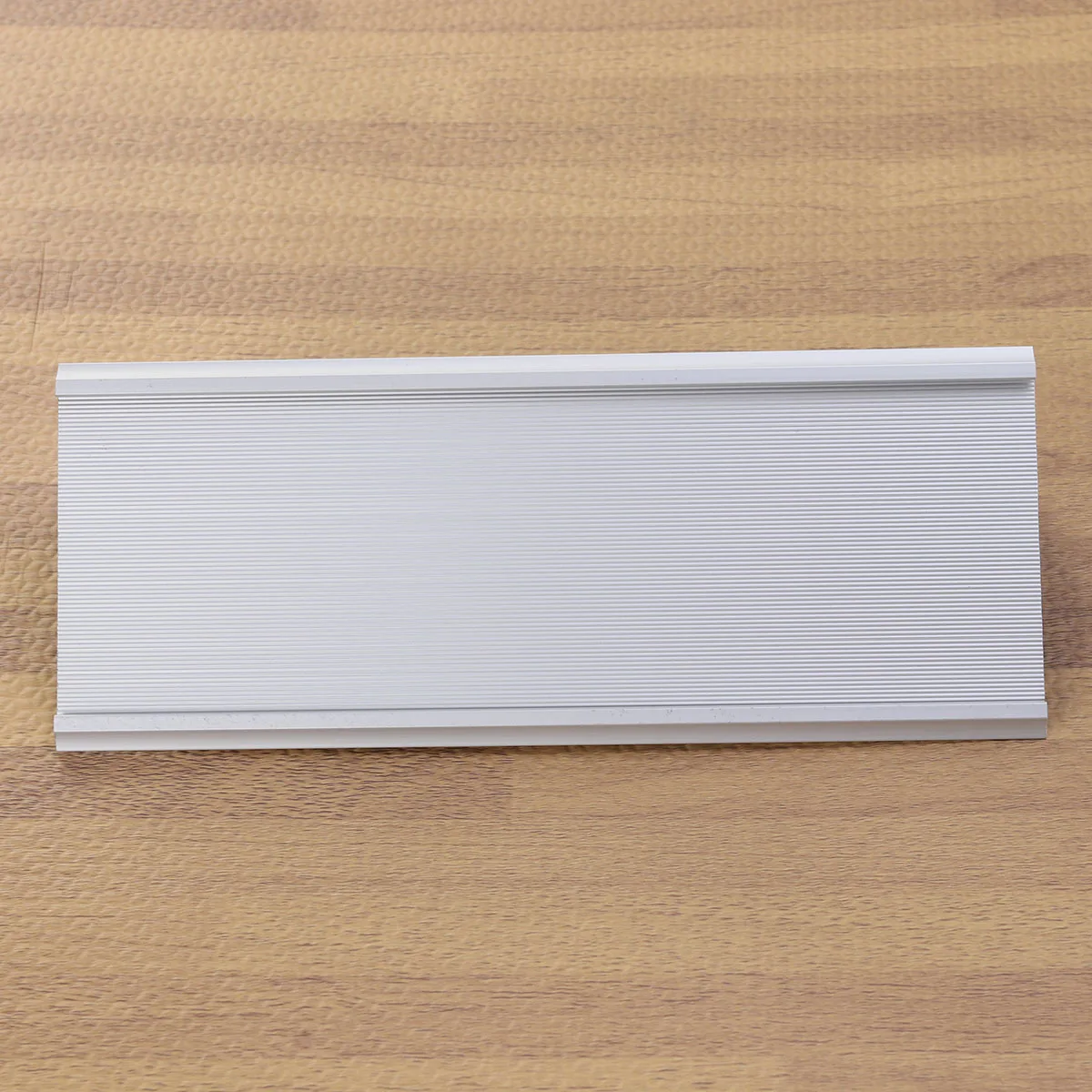 Portable Aluminum Alloy Business Holder Silver Name Organizer for Business Id Credit Cards Elegant Fashion Desk
Portable Aluminum Alloy Business Holder Silver Name Organizer for Business Id Credit Cards Elegant Fashion Desk