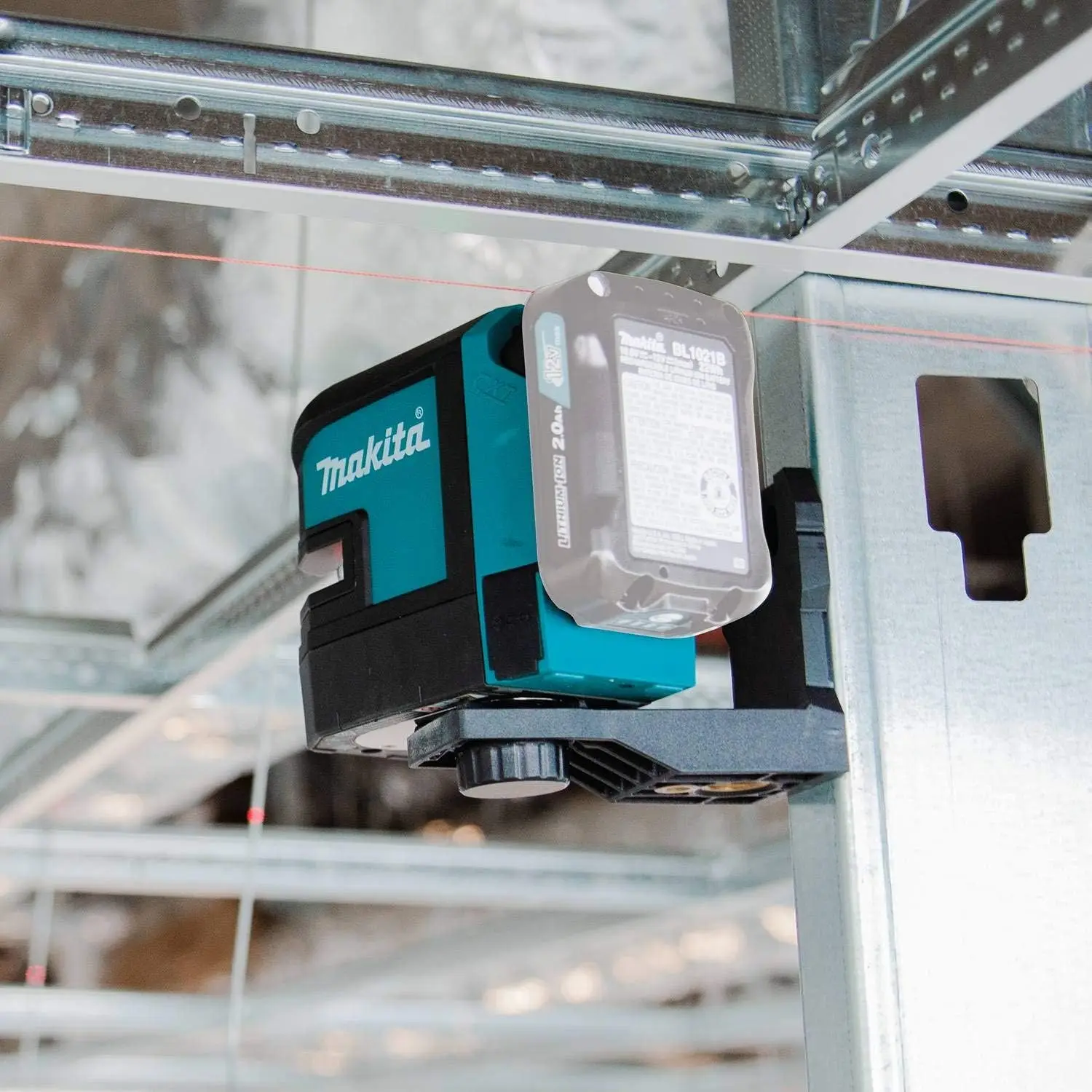 Makita SK105DZ 12V max CXT Lithium-Ion Cordless Self-Leveling Cross-Line Red Beam Laser, Tool Only
Makita SK105DZ 12V max CXT Lithium-Ion Cordless Self-Leveling Cross-Line Red Beam Laser, Tool Only