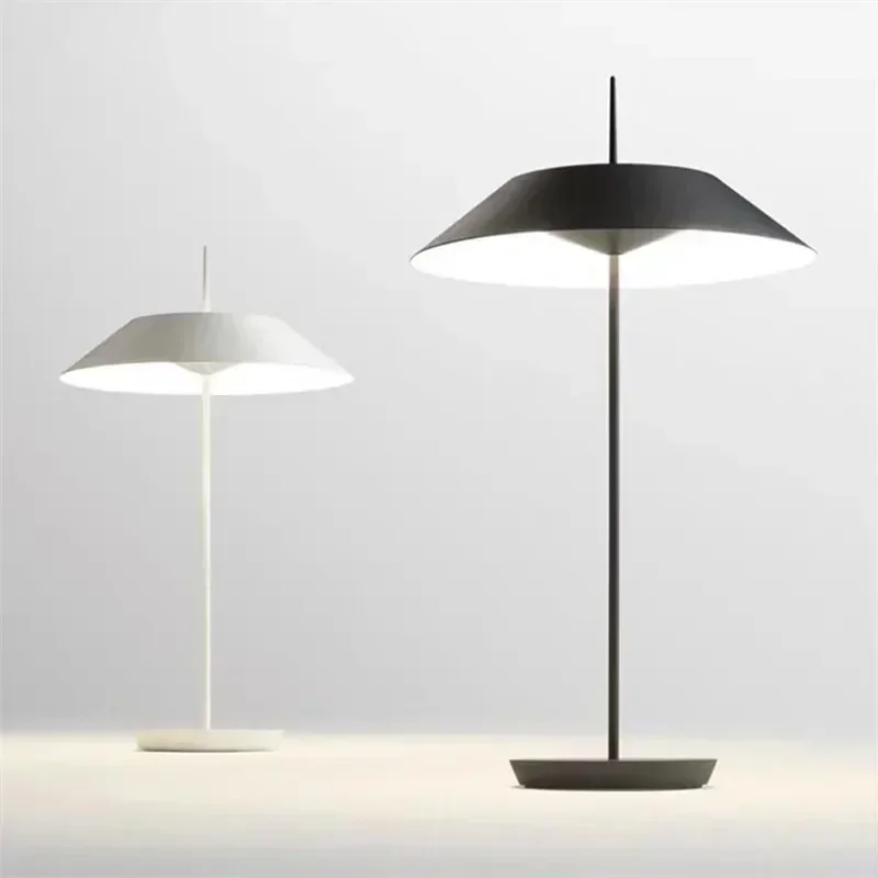 Italian Design Living Room Bedroom Study Desk Lamp Gold Silver Black Iron Umbrella LED Floor Lamp
Italian Design Living Room Bedroom Study Desk Lamp Gold Silver Black Iron Umbrella LED Floor Lamp