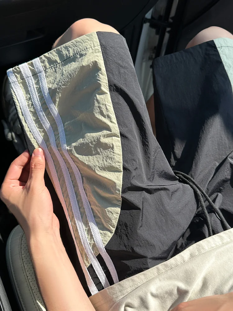 Мужские летние спортивные брюки из ледяного шелка с быстрым высыханием, в полоску, свободного кроя, больших размеров, повседневные, длиной до колена, для подростков
Мужские летние спортивные брюки из ледяного шелка с быстрым высыханием, в полоску, свободного кроя, больших размеров, повседневные, длиной до колена, для подростков