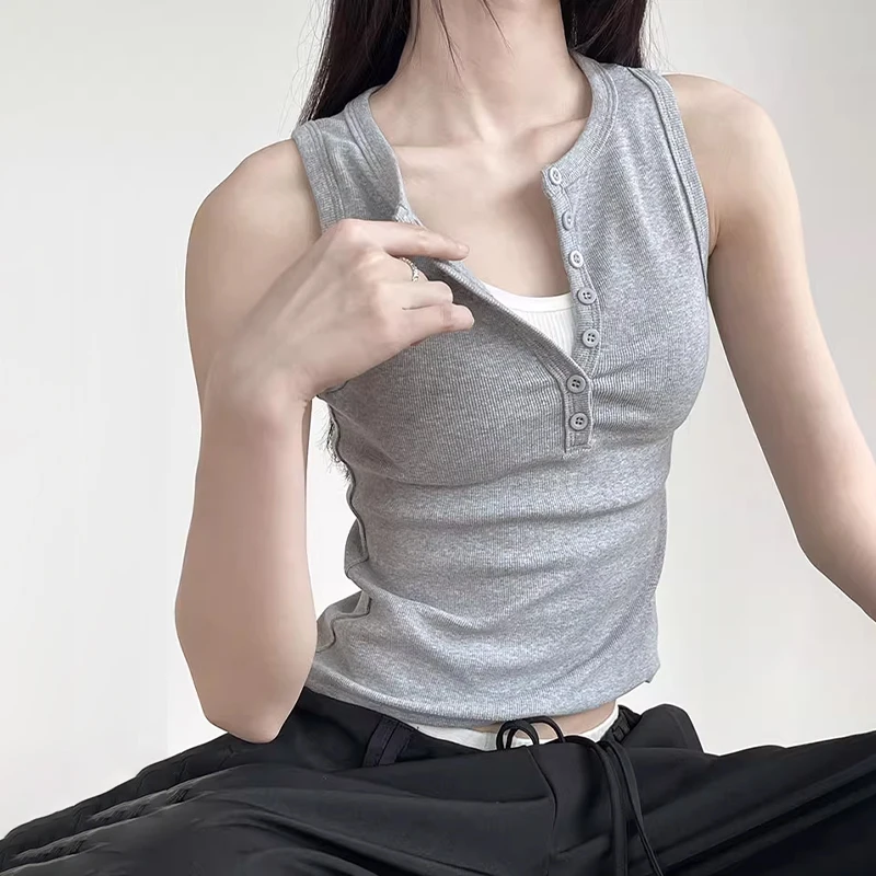 1pcs Top Women Sleeveless T-shirt Round Neck Tops Button-up vest Summer Sports Slim Vest For Women Y2k Clothes
1pcs Top Women Sleeveless T-shirt Round Neck Tops Button-up vest Summer Sports Slim Vest For Women Y2k Clothes
