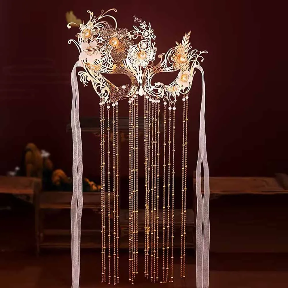 Gold Floral Masquerade Mask with Long Tassels, Elegant Pearl Beaded Half Face Mask for Women, Carnival Halloween Wedding Costume
Gold Floral Masquerade Mask with Long Tassels, Elegant Pearl Beaded Half Face Mask for Women, Carnival Halloween Wedding Costume