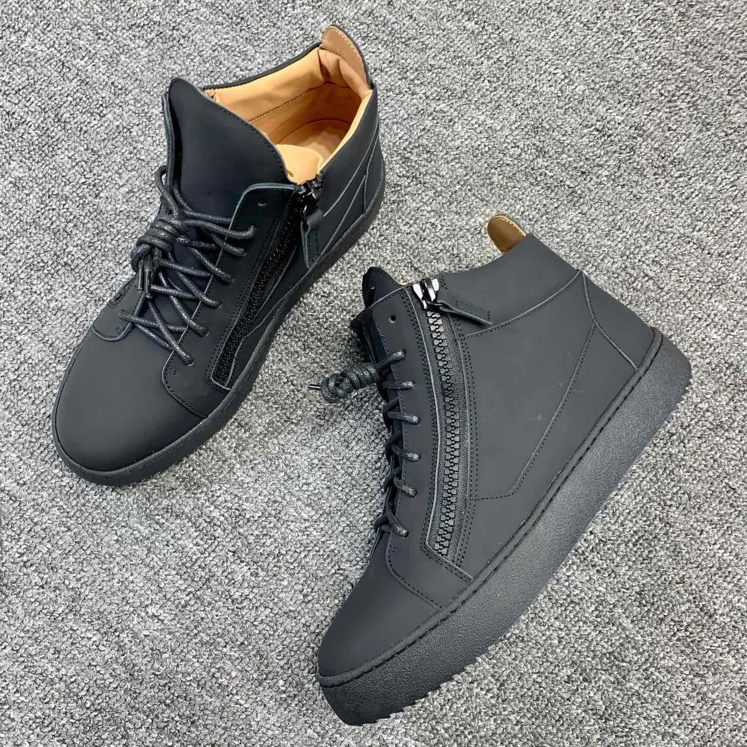 Top Hight Quality Casual Sneakers For Men and Women Real Leather Brand Designer Unisex Tennis Shoes GZ Zipper Loafer Shoes G119
Top Hight Quality Casual Sneakers For Men and Women Real Leather Brand Designer Unisex Tennis Shoes GZ Zipper Loafer Shoes G119