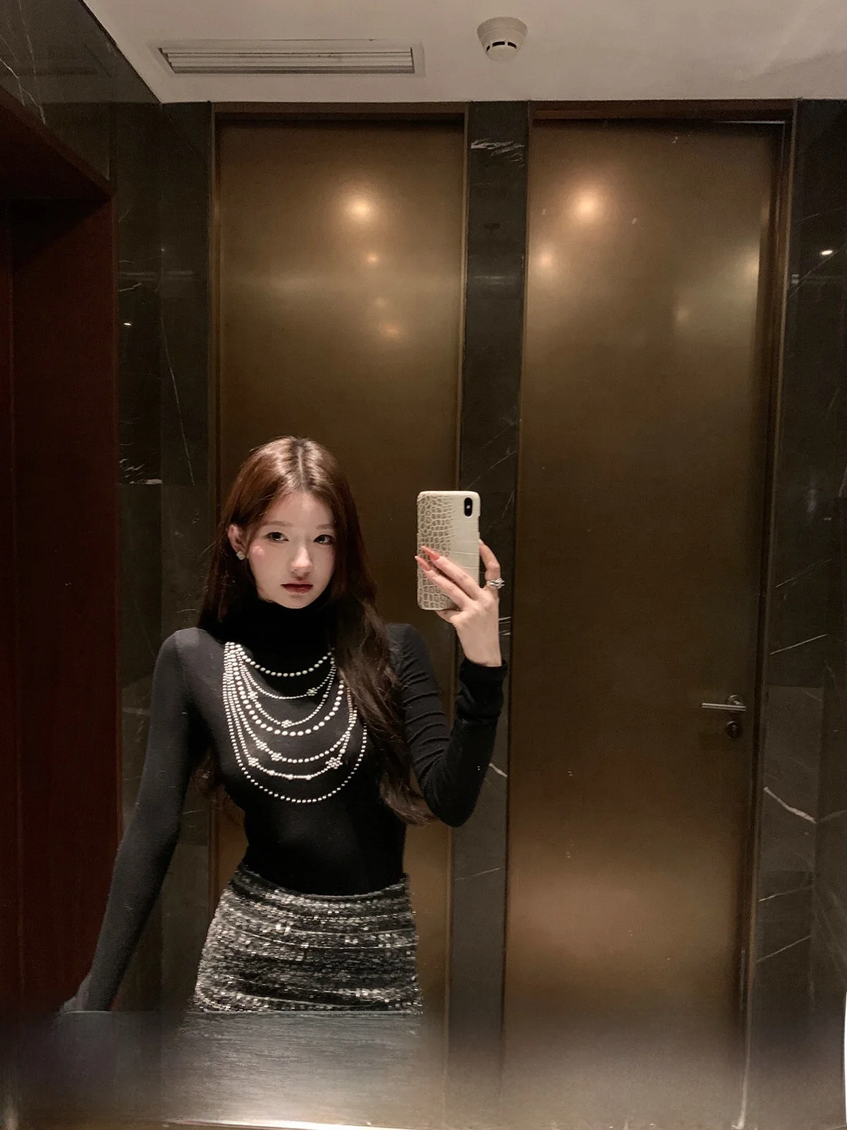 YOLI Bla Fine Needle Knitted Top Women's Winter Baroque Slim Fit Base Layer irt Casual Sle Pearl Lady Faion
YOLI Bla Fine Needle Knitted Top Women's Winter Baroque Slim Fit Base Layer irt Casual Sle Pearl Lady Faion