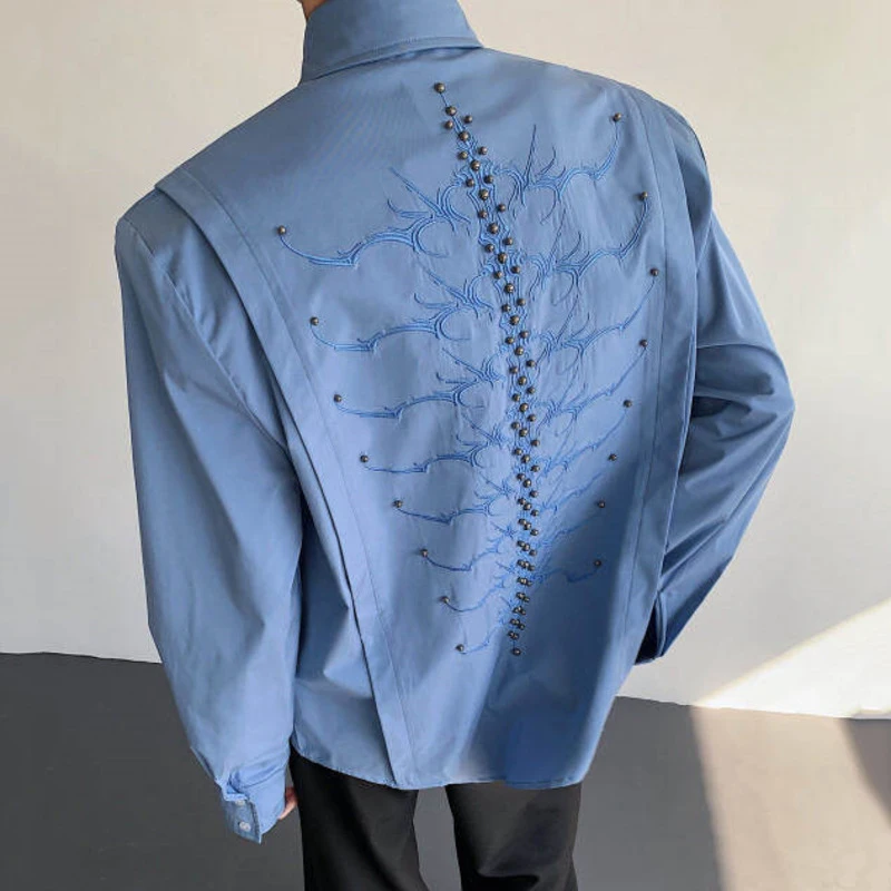 Men's Shirts Long Sleeve Turn-down Collar Trendy New Korean Style Embroidery Bead Male Rivet Pad Shoulder Menwear 9W2083
Men's Shirts Long Sleeve Turn-down Collar Trendy New Korean Style Embroidery Bead Male Rivet Pad Shoulder Menwear 9W2083