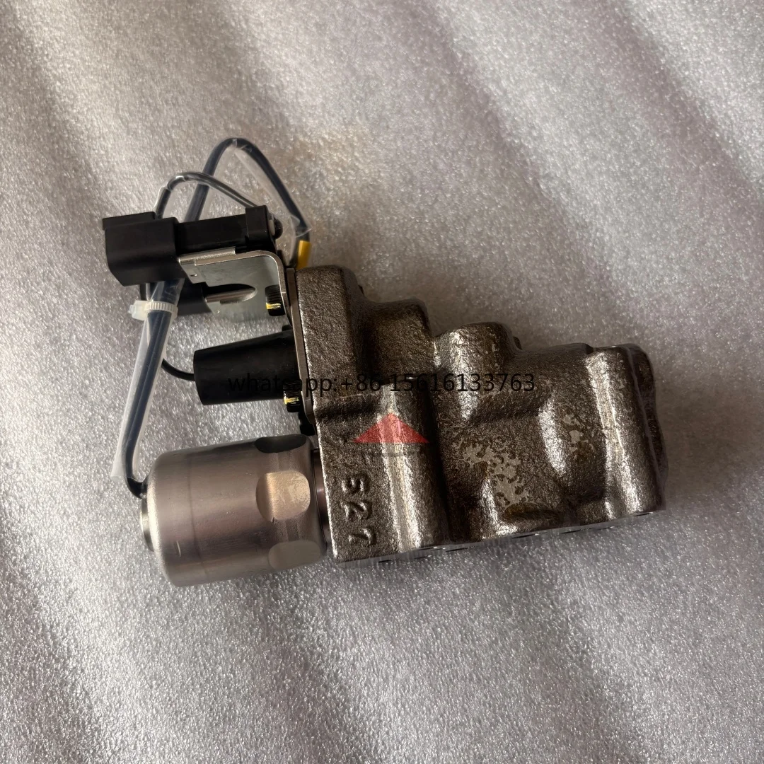 17A-13-46201 ECMV Valve New For Komatsu D375A-8 D65PX-18 D155AXI-8 Bulldozer Dozer Power Train Torque Converter Parts
17A-13-46201 ECMV Valve New For Komatsu D375A-8 D65PX-18 D155AXI-8 Bulldozer Dozer Power Train Torque Converter Parts
