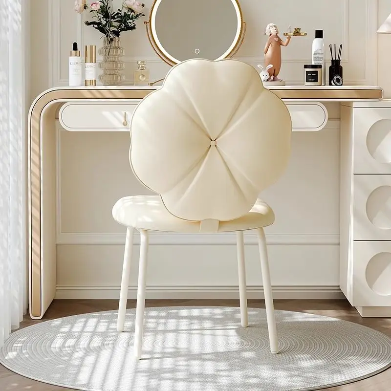 Master Bedroom Makeup Stool Girls Bedroom Makeup Table Chair Light Luxury High-end Swivel Dressing Stool Backrest Nail Chair
Master Bedroom Makeup Stool Girls Bedroom Makeup Table Chair Light Luxury High-end Swivel Dressing Stool Backrest Nail Chair
