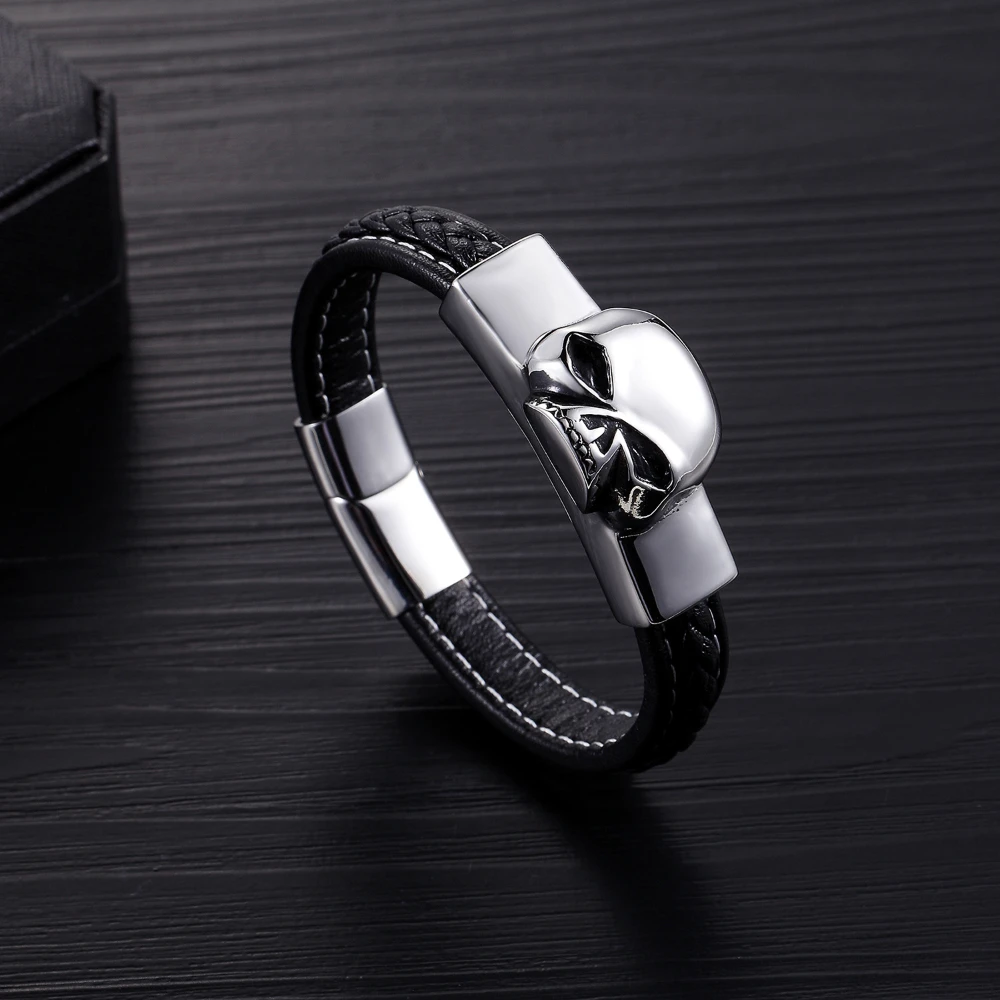 Popular titanium steel woven bracelet Punk skull bracelet for men Leather bracelet for men jewelry gift
Popular titanium steel woven bracelet Punk skull bracelet for men Leather bracelet for men jewelry gift