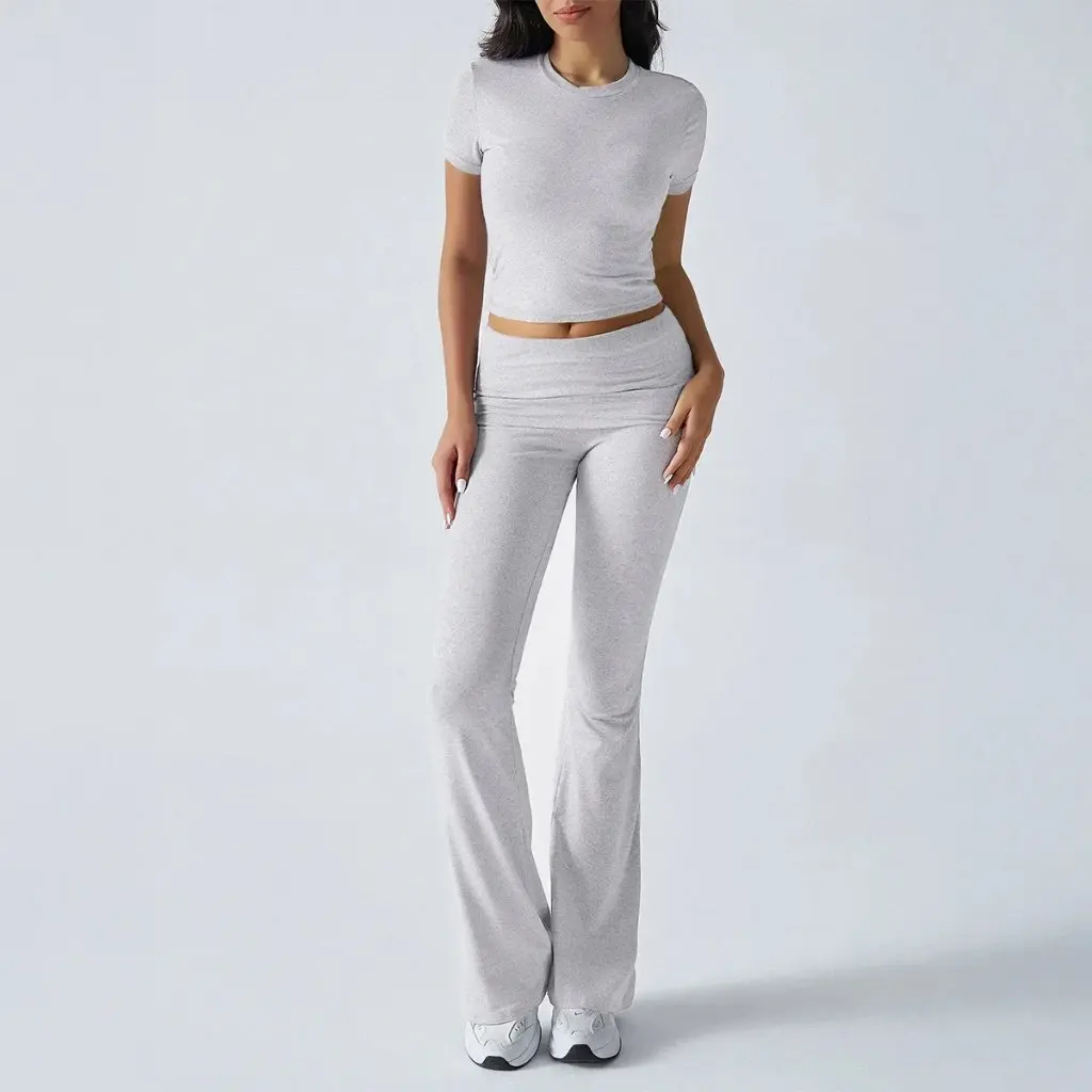 Di Yun женский повседневный облегающий брючный костюм, однотонный весенне-летний модный комплект с короткими рукавами в европейском и американском стиле
Di Yun женский повседневный облегающий брючный костюм, однотонный весенне-летний модный комплект с короткими рукавами в европейском и американском стиле