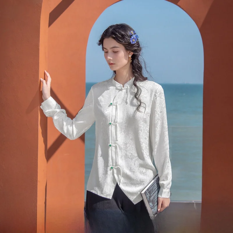 Новая китайская женская блузка с длинным рукавом, воротником-стойкой, вышивкой, на пуговицах, с цветочным принтом, универсальная, модная, весна-осень
Новая китайская женская блузка с длинным рукавом, воротником-стойкой, вышивкой, на пуговицах, с цветочным принтом, универсальная, модная, весна-осень