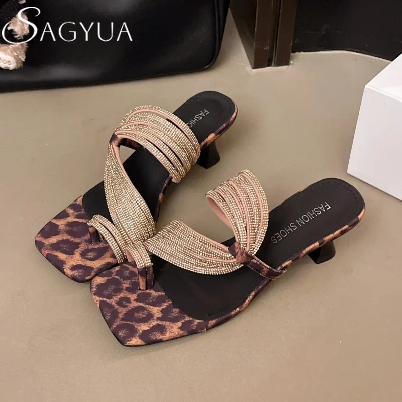 Crystal Leopard Slippers Women Heeled Sandals Clip Toe Loafers Shoes Woman 2025 Trend Summer Square Toe Flip Flops Casual Slides
Crystal Leopard Slippers Women Heeled Sandals Clip Toe Loafers Shoes Woman 2025 Trend Summer Square Toe Flip Flops Casual Slides