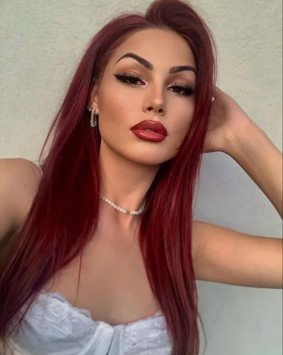 Stylish straight hair for women, the 13-by-4 synthetic lace front wig is 24 inches, adjustable and breathable for everyday wear
Stylish straight hair for women, the 13-by-4 synthetic lace front wig is 24 inches, adjustable and breathable for everyday wear