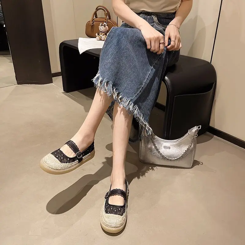 Women Slip on Espadrilles Mesh Breathable Soft Sole Height Increasing Transparent Bottom Flats Casual Shoes 2026
Women Slip on Espadrilles Mesh Breathable Soft Sole Height Increasing Transparent Bottom Flats Casual Shoes 2026