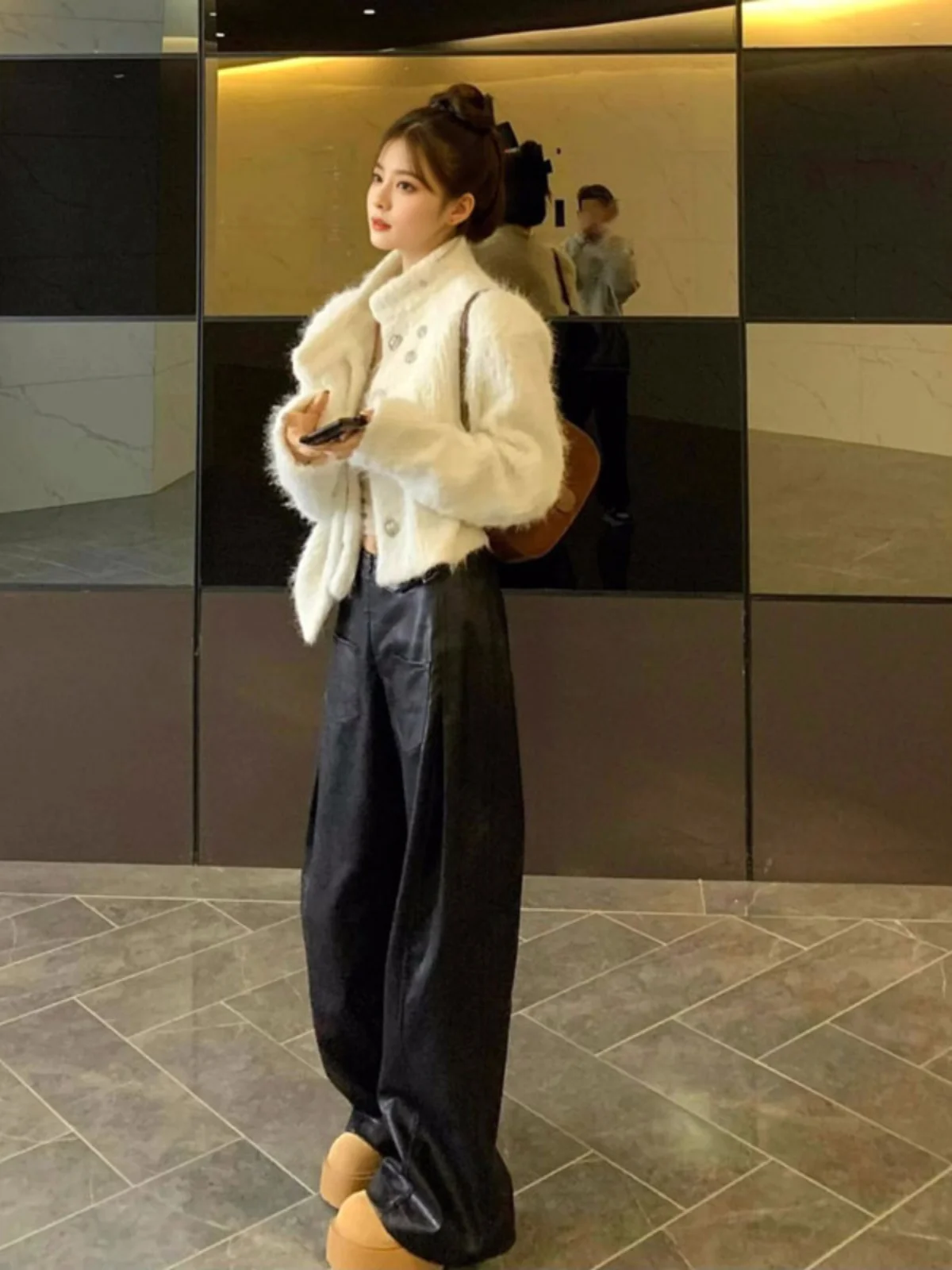 Korean Style Women's Cotton Jacket Spring New Arrival Fashionable Warm Long Sleeve Pure Color Commute Style Loose Fit Coat
Korean Style Women's Cotton Jacket Spring New Arrival Fashionable Warm Long Sleeve Pure Color Commute Style Loose Fit Coat