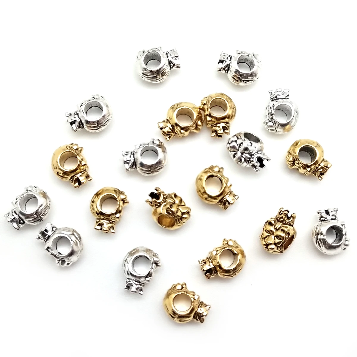 10pcs/lot Zinc Alloy Charms Beads Crown Lion Spacers Bead Loose Pendant For DIY Jewelry Making Bracelets Earring Accessories
10pcs/lot Zinc Alloy Charms Beads Crown Lion Spacers Bead Loose Pendant For DIY Jewelry Making Bracelets Earring Accessories