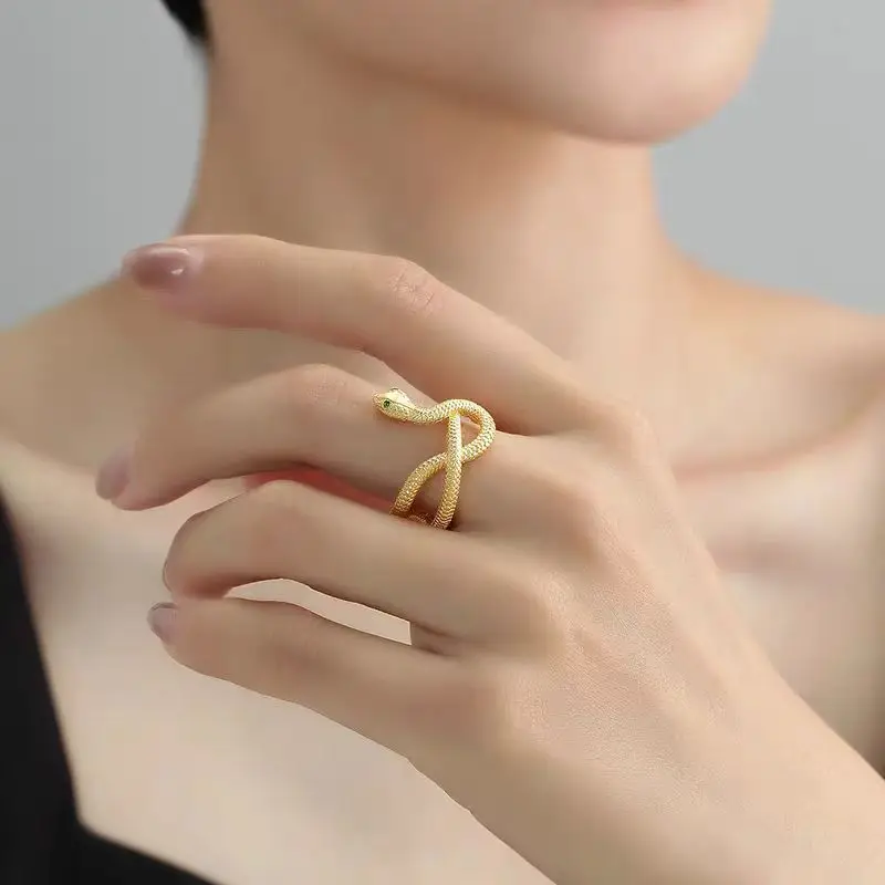 Genuine 18 K Gold Color Snake Ring for Women Bride Birthday Wedding Engagement Fashion Open Ring Jewelry Gifts
Genuine 18 K Gold Color Snake Ring for Women Bride Birthday Wedding Engagement Fashion Open Ring Jewelry Gifts