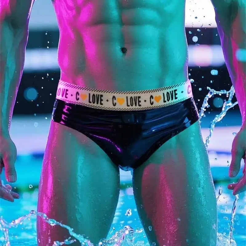 Сексуальные мужские латексные трусы, резиновое нижнее белье, нижнее белье, полые леггинсы с анусом, мужские прозрачные боксеры с презервативом, трусы
Сексуальные мужские латексные трусы, резиновое нижнее белье, нижнее белье, полые леггинсы с анусом, мужские прозрачные боксеры с презервативом, трусы