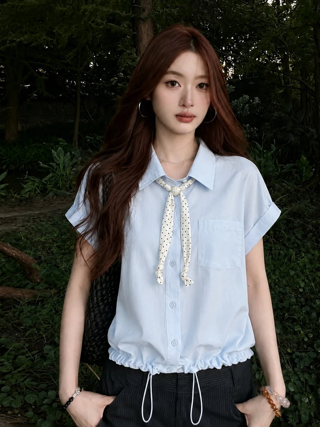 Blue Polka Dot Silk Ribbon Collar Short Sleeve Women's Summer New Design Drawstring Loose Slimming Short Top Korean Style
Blue Polka Dot Silk Ribbon Collar Short Sleeve Women's Summer New Design Drawstring Loose Slimming Short Top Korean Style